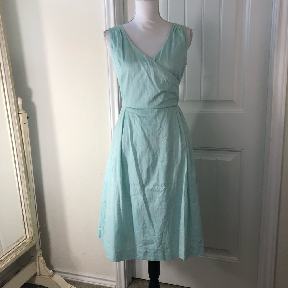 ⚡️Price Drop⚡️ Sleeveless fit & flare dress